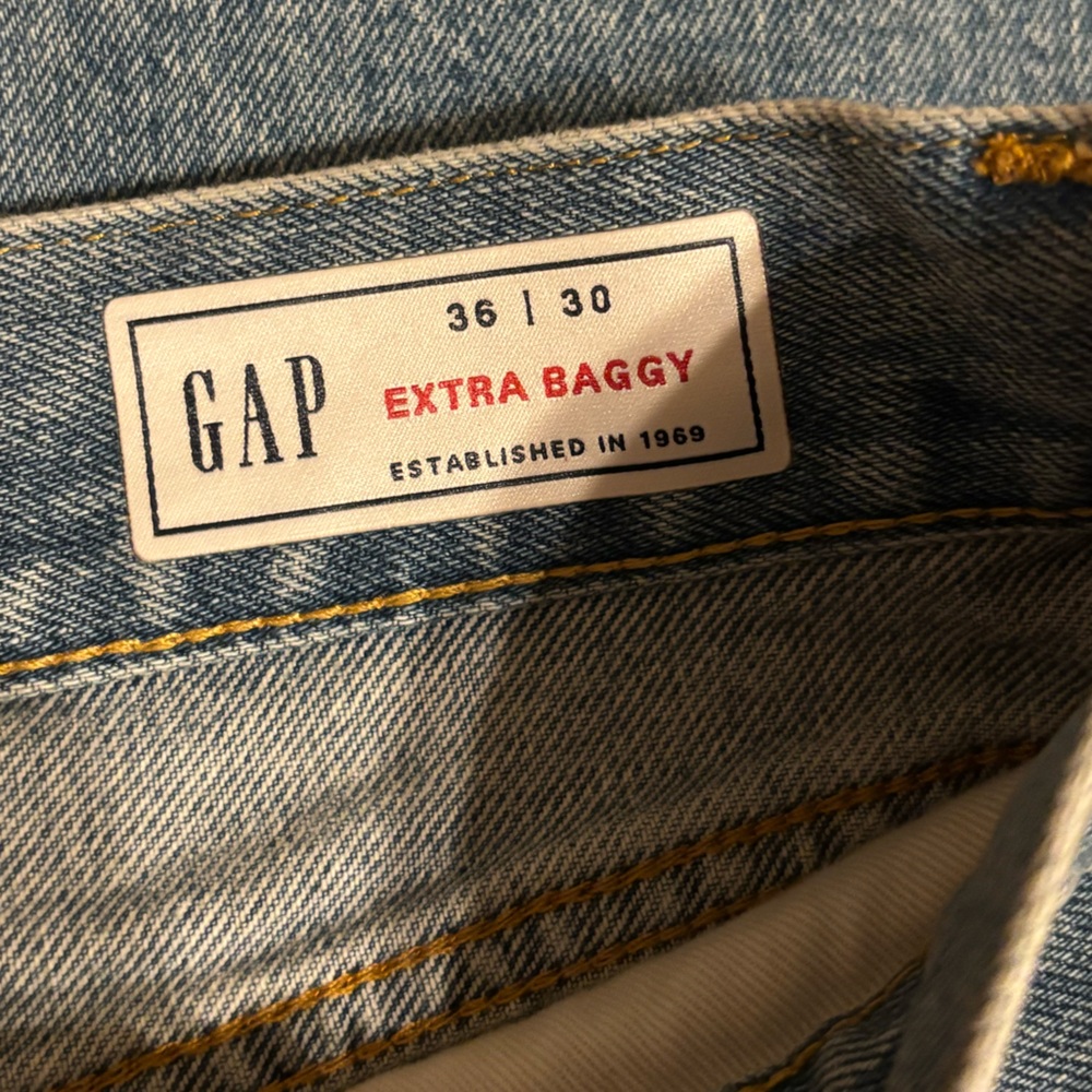 GAP Medium Wash Extra Baggy Jeans NWT - Picture 7 of 7